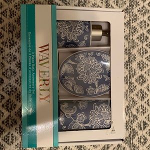 Waverly Bath Accessories